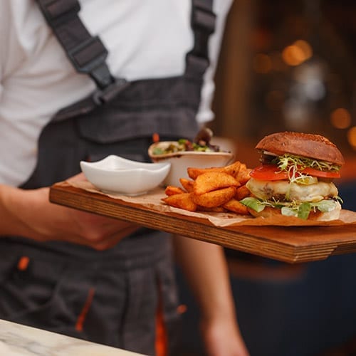 Restaurant and leisure accounting image